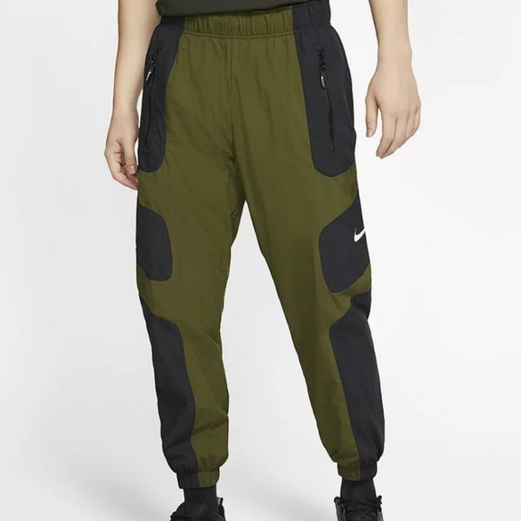 nike reissue joggers